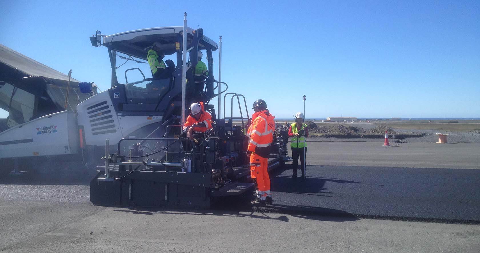 Airports Paving Finishing Compaction